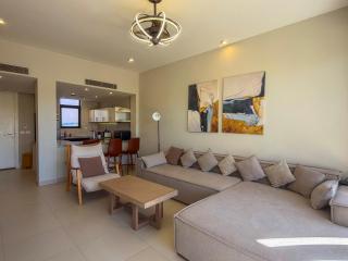 Ollystays Luxury Tawila 3BR Townhouse, Lagoon View, Shared Pool - 4