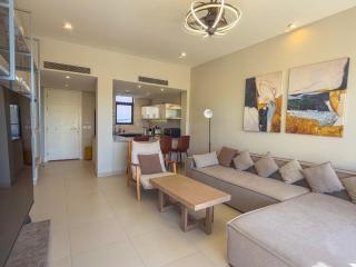 Ollystays Luxury Tawila 3BR Townhouse, Lagoon View, Shared Pool - 6