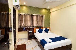Hotel Rinza Residency Near Marine Drive - 0