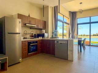Ollystays Elegant 4BR Heated Pool Villa, Nanny Room! ElGouna - 9