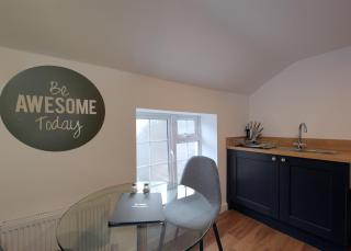 1 Bed apartment / free parking / castle donington - 9