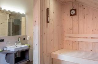 Chalet offers a unique hideaway in Sölden - 2
