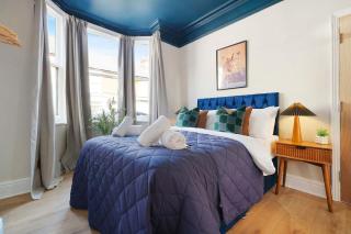 Stylish 4BR Sleeps 8 by Stay With Us - 7