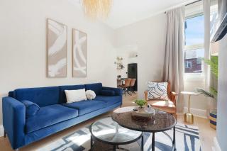 Stylish 4BR Sleeps 8 by Stay With Us - 9