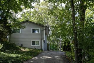 Well appointed Lakefront home - 7