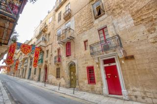 Charm Suite Valletta - 4