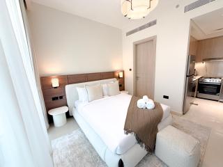 Designer Studio in Bay Residences - Live By The Sea with Island Properties - 9