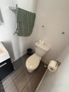 Modern 1BR - Downtown Montreal Retreat - 4
