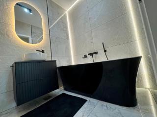 Premium Massage Apartment, Self-check-in & Parking - 6