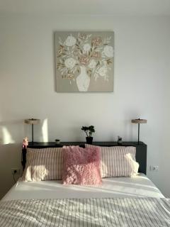 Premium Massage Apartment, Self-check-in & Parking - 3