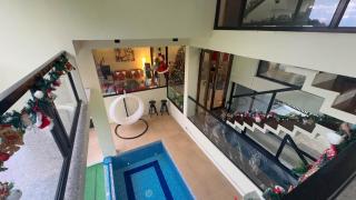Glass & Green Perch Full Home with Heated Pool - 0