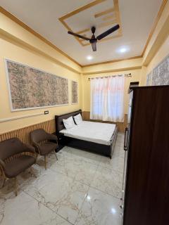Red corridor guest house Banihal - 1
