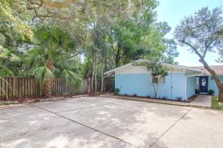 Bayfront Unit w/ Hot Tub & Dock Access! - 1