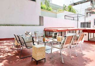 Peace and Comfort, Spacious House for 16 plus Guests - 5