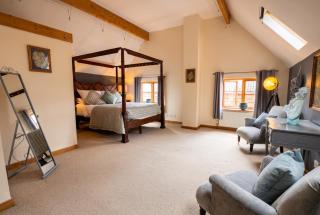 Barn Cottage, Welford - Hot-tub, Log Fire & Parking - 7
