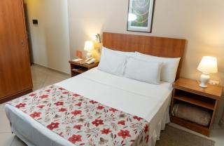 Convair Hotel - 9