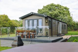 Caplor Glamping and Lodges - 4