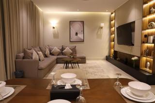 Riyadh luxury الياسمين 5 - 0
