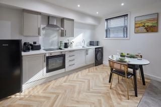 Host & Stay - The Signature Suite - 8