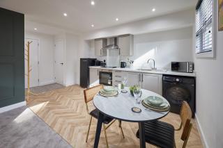Host & Stay - The Signature Suite - 1