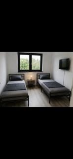Moderne Maisonetten Wohnung Kösching -8 Personen - 1