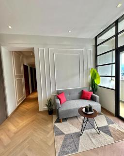 The Majesty Apartment By Luma - 4