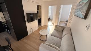 Stylish 2BR Ville-Marie Apt - Near Concordia - 1
