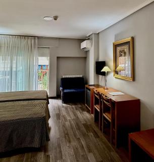 VTZ Hotel Cesaraugusta - 2