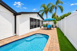 Private Pool Retreat in Tampa 5BR5BA Vacation Home - 0