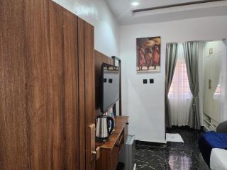 The Reignvella Apartment and Suite -  - 1