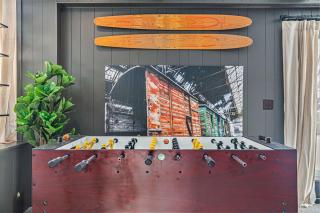 Luxury Designer Home Theatre Games & BBQ Grill - 5