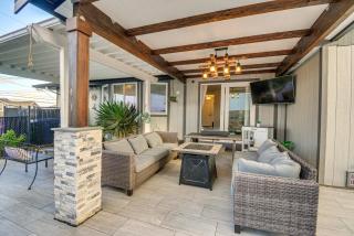 Private Pool, Patio & BBQ! Updated Tacoma Home - 0