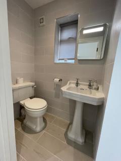 Luxurious London Home- 4BDRM Big GardenCleaner INC - 9