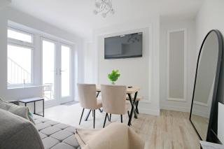 Spacious 2 Bed apartment / Patio / City Centre - 4