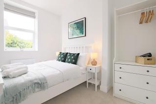 Spacious 2 Bed apartment / Patio / City Centre - 1