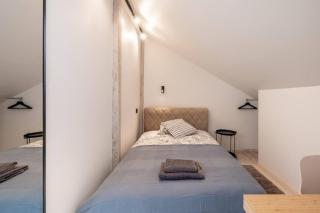 Scandi Spacious Attic Loft Suites with Skyline View - 5