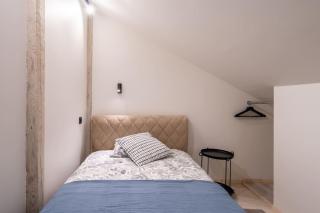 Scandi Spacious Attic Loft Suites with Skyline View - 1