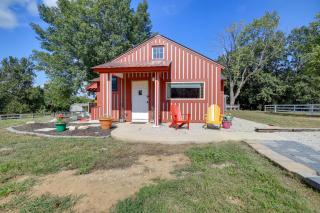 Game Room & Fire Pits: Lake Lafayette Group Cabin - 7