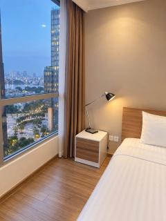 Landmark Premier Apartments - 7