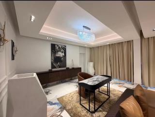 Sujimoto Residence - 1