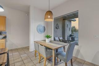 Oro Valley Oasis w/ Canyon Views & Private Pool - 4
