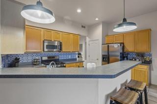 Oro Valley Oasis w/ Canyon Views & Private Pool - 2