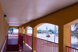 Derrick Inn - 7