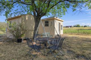 Cozy Terrell Home w Fenced Yard and Fast WiFi - 6