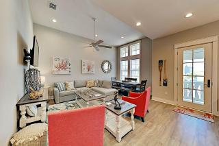 185 Sunset Avenue - 0