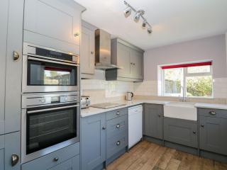 Ivy Cottage - 2
