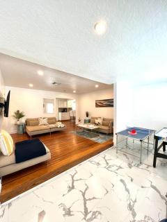 3 2 House Beach across st, Port 8 mi, Ron Jon 4 mi - 9
