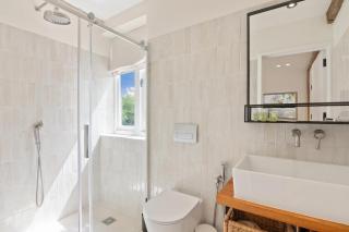 The Manor at Minstrel Court - 4