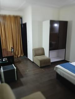 Arien International Hotel - 3