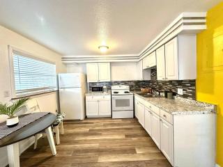 1 bdrm beach across st, Port 8 mi, Ron Jons 4 mi - 2